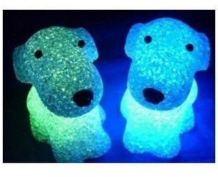 水晶狗七彩小夜灯 生日礼品 儿童发光玩具 史努比颗粒狗